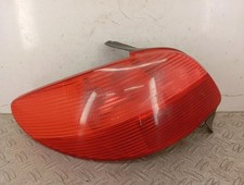 Feu arriere principal gauche