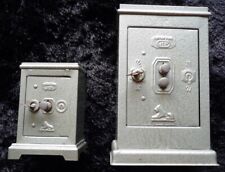 2 (Deux) Tirelires Coffres-Forts JEP