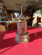 Ancien Distributeur Porte Cigarettes Boite A Musique Style Pagode Chine (L7)