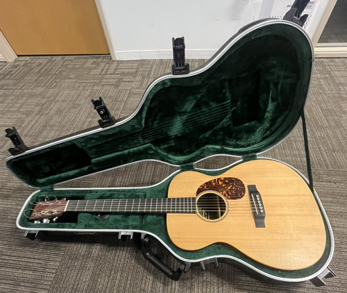 Used 2010 2013 martin guitar - used, 2010-2013