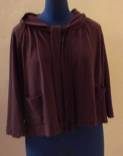 Très beau gilet capuche pour - très,