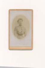 CDV portrait femme debout