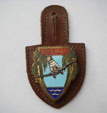 Insigne Badge militaire 405° RAA ARTILLERIE ANTIAÉRIENNE ORIGINAL
