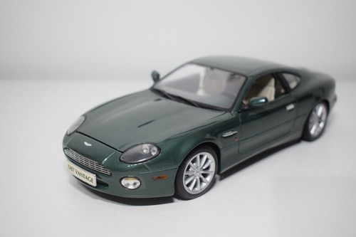 C19 maisto aston martin - c19,