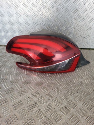 Feu arrière gauche peugeot - feu,