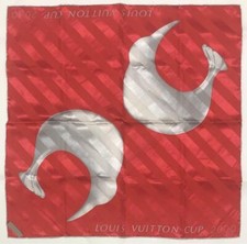 Foulard LOUIS VUITTON rouge