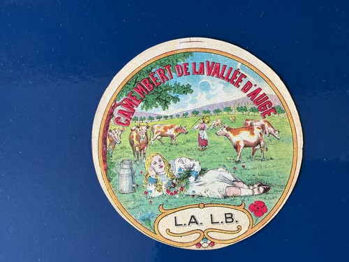 Camembert dela vallée auge - camembert,