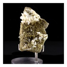Clinozoisite. 198.5 ct. Marine de Scala, Canari, Haute-Corse, France.