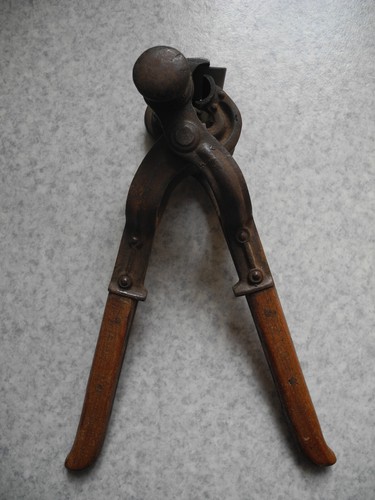 Ancienne boucheuse soyez cie - ancienne, soyez&cie