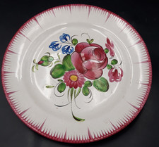 Assiette ancienne, Porcelaine