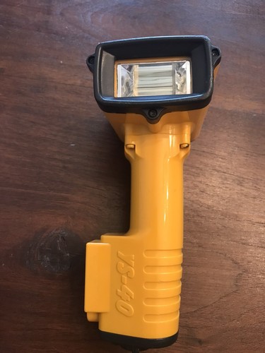 Sea flash 40 - &,