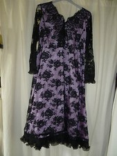 Robe femme bapteme, mariage T42 noire et volants type espagnol ,noir dentelle 