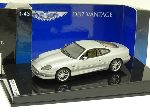 Auto art aston - -,