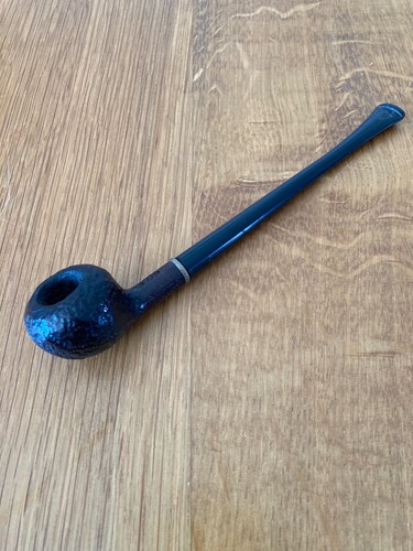 Pipe ancienne liseuse longue