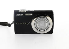 Nikon coolpix S220 avec Nikon 6.3-18.9 mm 3.1-5.9  10.0 Mpix 3X 35-105 mm