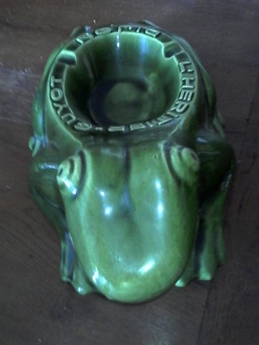 Cendrier grenouille - cendrier,