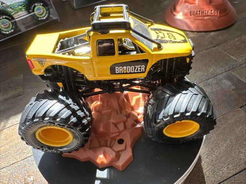 Monster jam truck brodozer - monster,