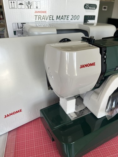 Janome travel mate 200 - travel,