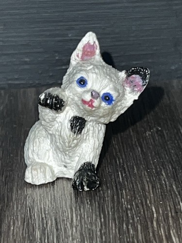 Figurine miniature chaton