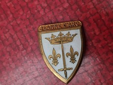 INSIGNE MARINE - CROISEUR JEANNE D'ARC - COURTOIS 