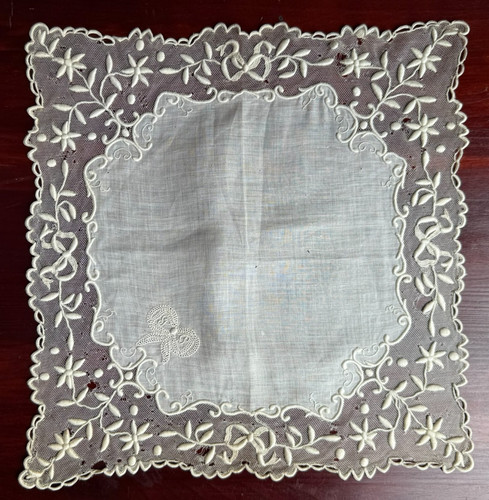 Dentelle ancienne mouchoir - dentelle,