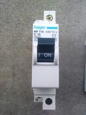 1 disjoncteur Hager C10 Borne