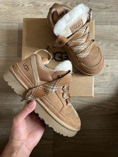 UGG Lowmel Chestnut