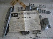 MAQUETTE AVION WW2 B.24 J