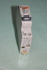 Disjoncteur  230V DPN 20A merlin gerin 20747