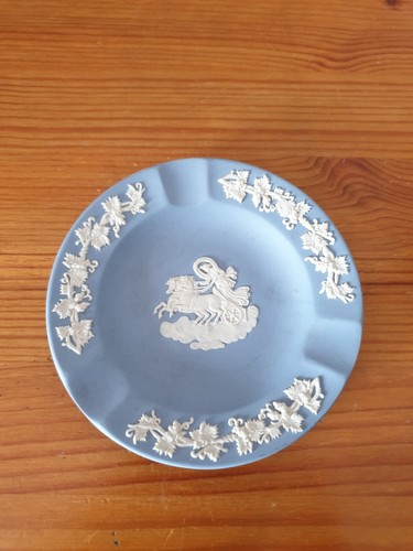 Ancien cendrier wedgwood - ancien, bleu