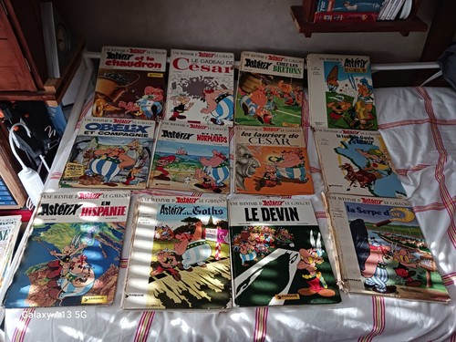Lot livre asterix - 12,