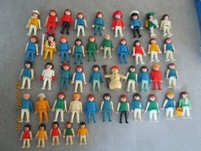 Lot 45 figurines playmobil /