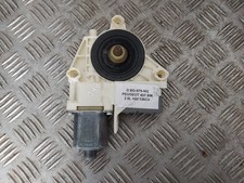 Moteur de lève vitre arrière