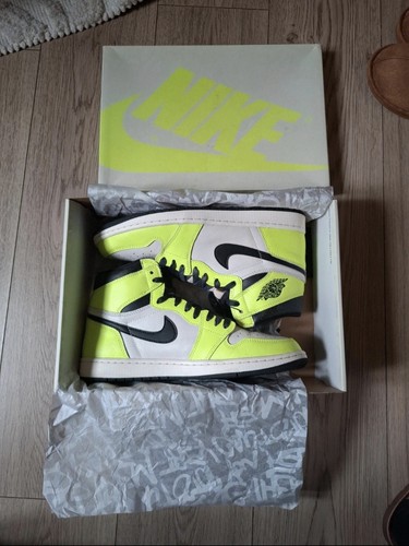 Air jordan retro high - jordan,