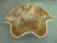 coupe en verre irisé moulé NORTHWOOD ? Glass CARNIVAL ?