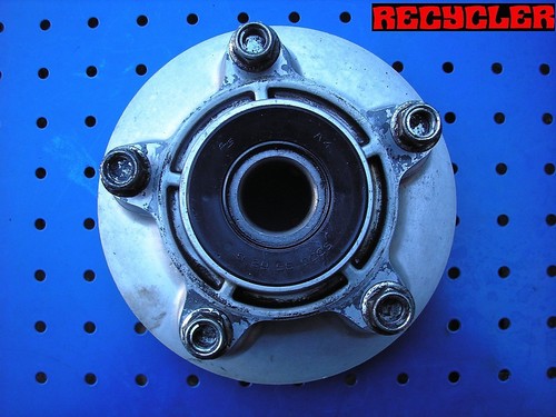 Sprocket carrier gsx 600 - sprocket,