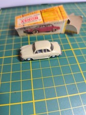 RENAULT DAUPHINE Miniature