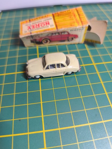 Renault dauphine miniature - renault,
