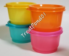 TUPPERWARE Snack Cups Set of 4