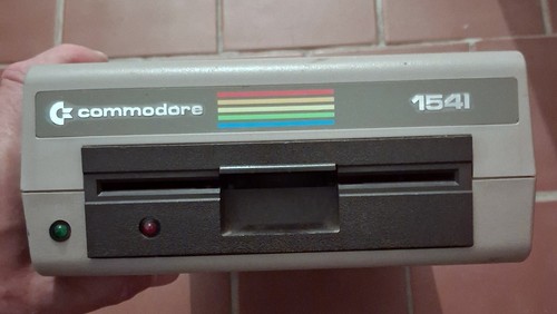 Commodore 1541 floppy disk - commodore,