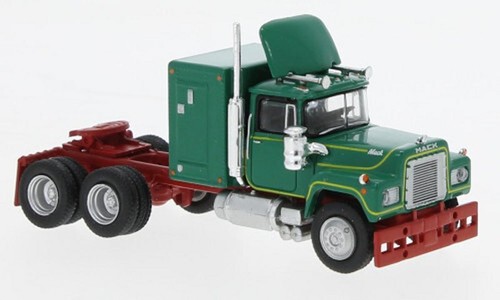 Mack 700 1966 green - 700,