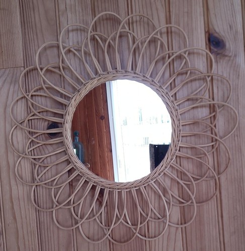 Miroir soleil vintage rotin