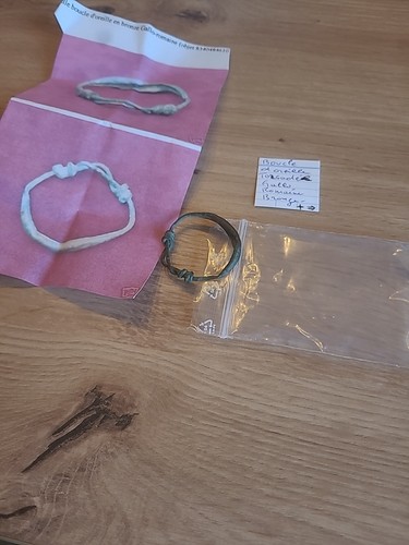 Boucle oreille torsadée - boucle,
