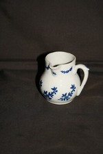 Pichet ancien St -Uze - Décor