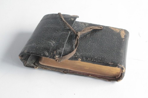 Livre mémorial - in,