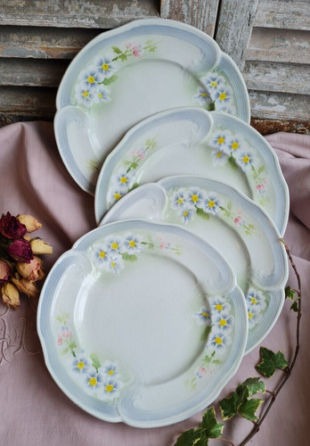 Anciennes assiettes plates - anciennes,