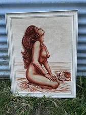 canevas tapisserie femme nu vintage années 60 70 plage coquillage érotique