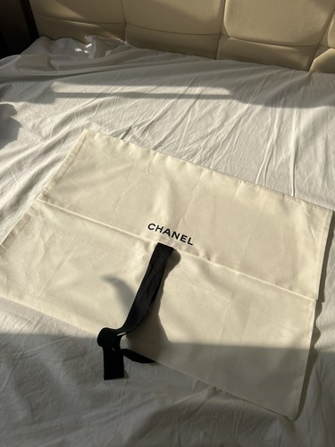Dustbag chanel authentique - chanel,