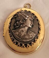 CAMÉE PENDENTIF CASSOLETTE PORTE PHOTO ÉPOQUE 1900 DORÉ SATINÉ ARGENTÉ # K23