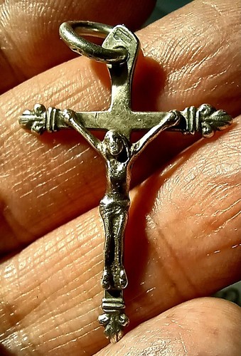 Jolie croix royale aux - jolie,